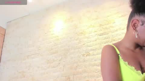 keyla nahir online show from September 2025 02:01:02 AM