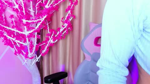 Keyla noa online show from October 2025 06:01:02 AM