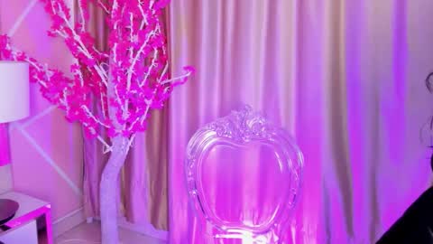 Snapshot of keyla_noa chatting on June 2026 11:31:01 AM Keyla noa online show from June 2026 11:31:01 AM