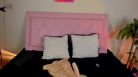 Adhara.   Help me reach 100 likes online show from February 2025 12:43:01 PM