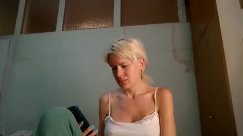 Keyla online show from April 2026 07:11:01 PM