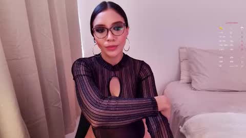 Keyla online show from December 2025 09:56:02 PM