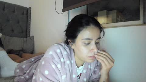 Snapshot of keyn_laurent_ chatting on February 2025 01:55:01 AM Laura online show from February 2025 01:55:01 AM