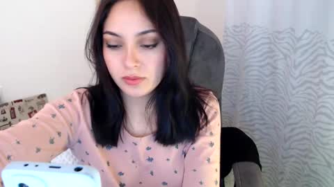 Liss online show from February 2025 06:37:01 PM