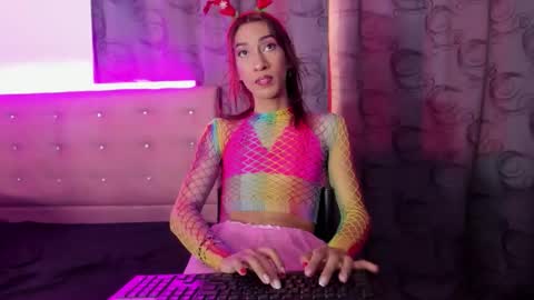 Khandyz online show from December 2025 06:56:02 PM