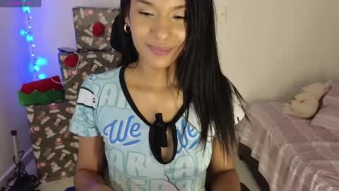 Snapshot of kharelys_777 chatting on December 2024 03:30:01 AM Karelys M. online show from December 2024 03:30:01 AM