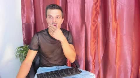 Snapshot of khatarsis2000 chatting on September 2025 02:46:02 AM DonyBrown online show from September 2025 02:46:02 AM