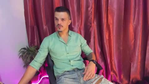 Snapshot of khatarsis2000 chatting on October 2025 03:45:01 AM DonyBrown online show from October 2025 03:45:01 AM