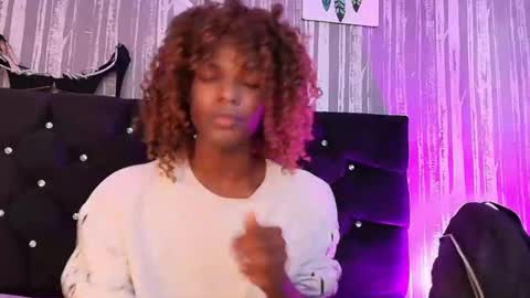 khler_angelis online show from November 2025 12:42:02 PM