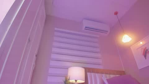 Snapshot of khloe_sweeet chatting on September 2025 11:33:02 AM khloe_sweeet online show from September 2025 11:33:02 AM