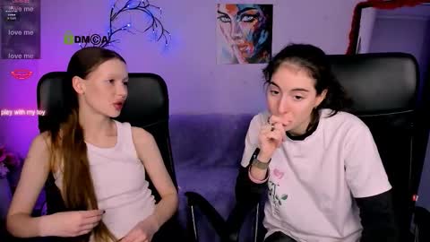 khloebeauty online show from December 2025 08:14:02 PM