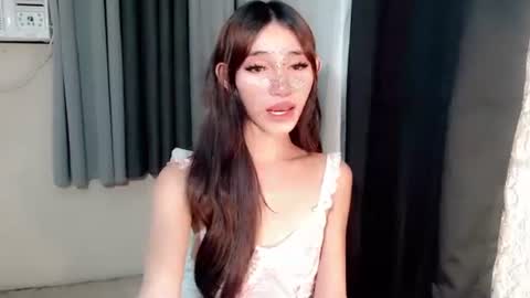 khloe online show from October 2025 01:06:02 PM