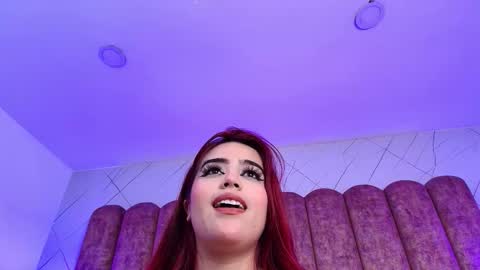 khloejohnson online show from October 2025 08:50:01 PM