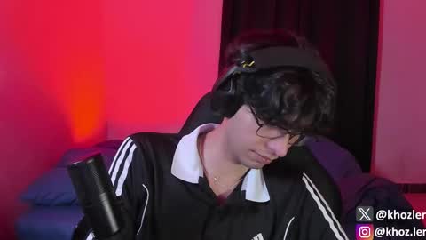 khozler_ online show from October 2025 04:47:01 AM