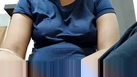 khushisinghh online show from December 2024 04:17:01 PM