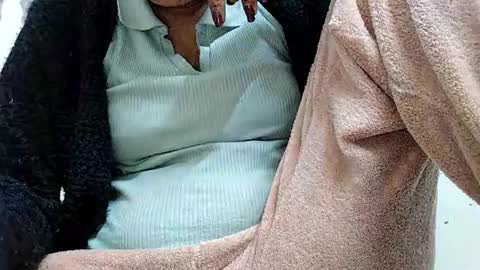 khushisinghh online show from February 2025 03:35:02 AM