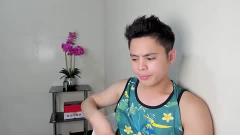 Snapshot of khylle_27 chatting on March 2025 06:05:01 AM Khylle 27 online show from March 2025 06:05:01 AM