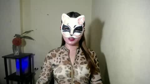 Kiana online show from July 2026 08:37:01 PM