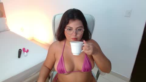 Kiara Evans online show from September 2025 12:33:02 AM