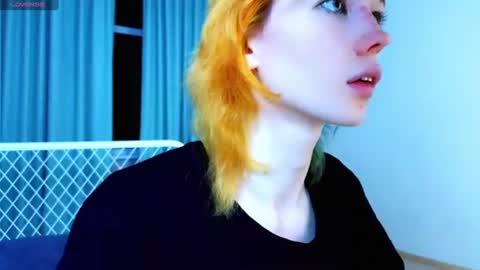 Snapshot of kiara_dream chatting on June 2026 09:49:01 PM Kira online show from June 2026 09:49:01 PM