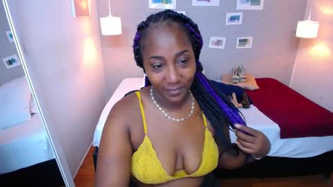 Kiara online show from March 2025 08:43:02 PM