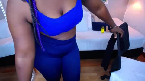Kiara online show from March 2025 03:07:01 PM