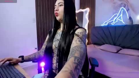 Snapshot of kiara_tay chatting on June 2026 03:20:02 AM KIARA online show from June 2026 03:20:02 AM