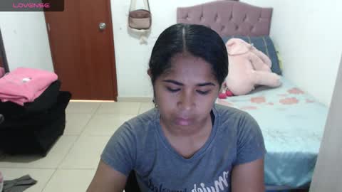 Kiara online show from September 2025 05:57:02 PM