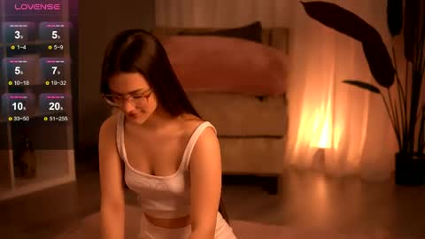 Snapshot of kiaravalez chatting on May 2026 05:16:01 AM KlaraValez online show from May 2026 05:16:01 AM
