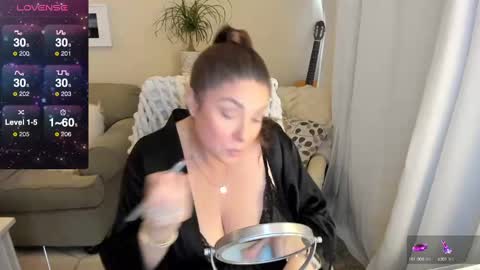 Kiera Reines online show from February 2025 06:32:02 PM