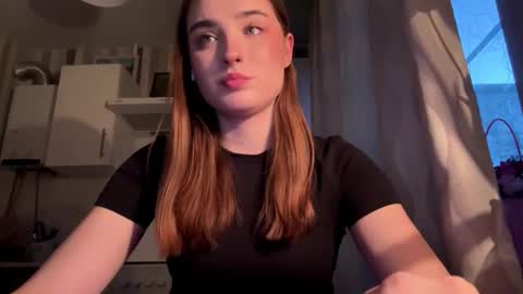 Ola my name is Lissa  Lets hit 10 Thumbs Up together   online show from March 2026 03:07:02 PM