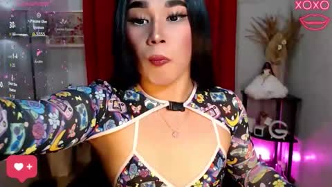 Im Mia online show from October 2025 08:04:02 AM