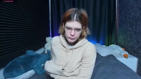 Kiki online show from February 2025 10:11:02 AM