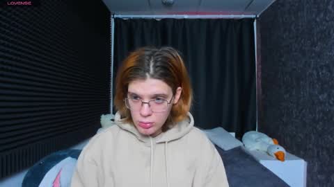 Kiki online show from February 2025 10:07:01 AM