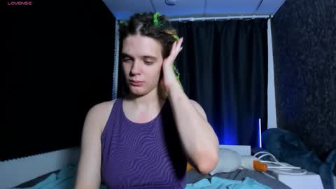 Kiki online show from November 2025 10:05:01 AM