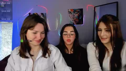 kiki_swan online show from February 2026 10:57:02 PM