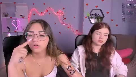 Snapshot of kiki_swan chatting on June 2026 07:04:02 PM kiki_swan online show from June 2026 07:04:02 PM
