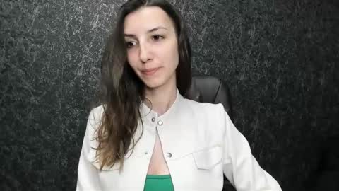 Mika and Miranda online show from November 2025 11:32:01 AM