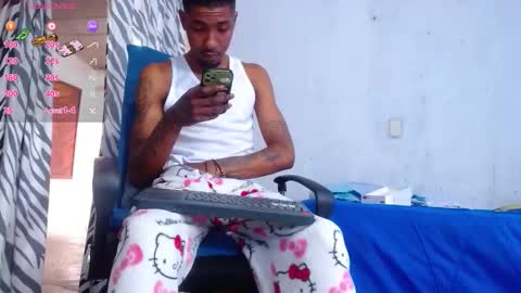 Snapshot of kilian_xx chatting on March 2026 12:32:01 PM Kilian xxx online show from March 2026 12:32:01 PM