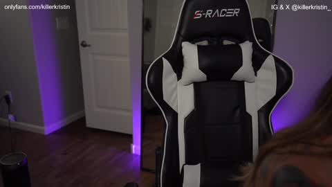 Snapshot of killerkristin_ chatting on January 2025 05:29:01 AM Kristin online show from January 2025 05:29:01 AM