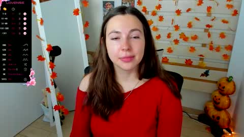 Kim online show from October 2025 01:48:02 PM