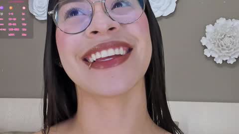 KIM online show from February 2025 03:59:01 AM