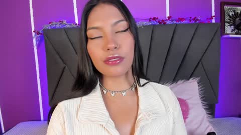 kim  online show from January 2025 08:52:02 PM