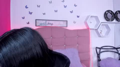 kim  online show from January 2025 03:58:01 PM