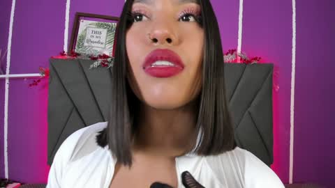 kim  online show from January 2025 06:48:01 PM