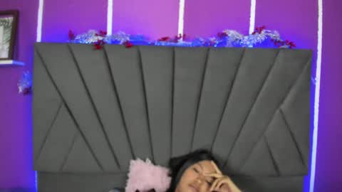 kim  online show from February 2025 01:54:02 AM