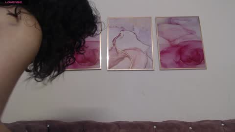 Snapshot of kim_lennon chatting on January 2025 11:13:01 AM K I M online show from January 2025 11:13:01 AM