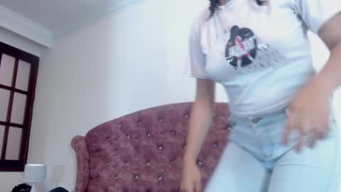 Snapshot of kim_lennon chatting on February 2025 11:53:01 AM K I M online show from February 2025 11:53:01 AM