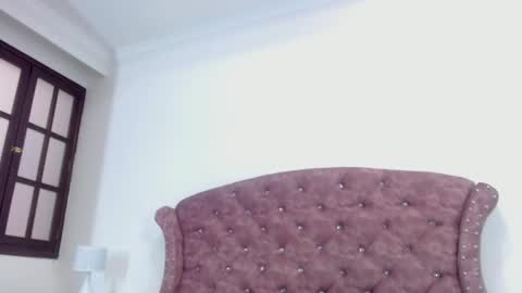 Snapshot of kim_lennon chatting on February 2025 02:38:02 PM K I M online show from February 2025 02:38:02 PM