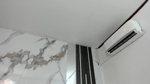 K I M online show from September 2025 12:41:02 PM